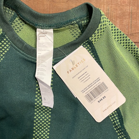 NWT Fabletics Jessie Seamless Crop Top - Picture 7 of 9